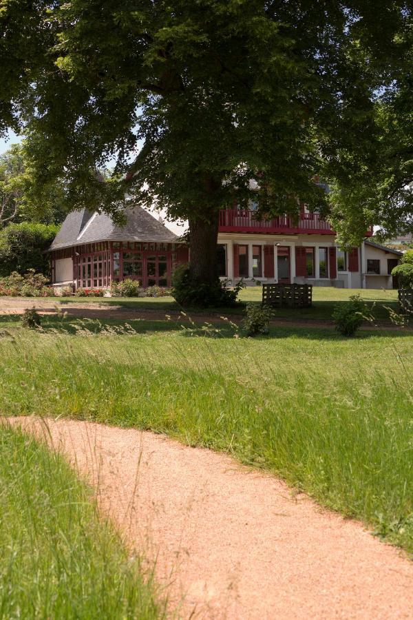Le Monde De Charlie Hotel Bellerive-sur-Allier Eksteriør billede